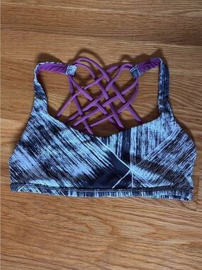 lululemon athletica Black & Purple Strappy Lattice Sports Bra
